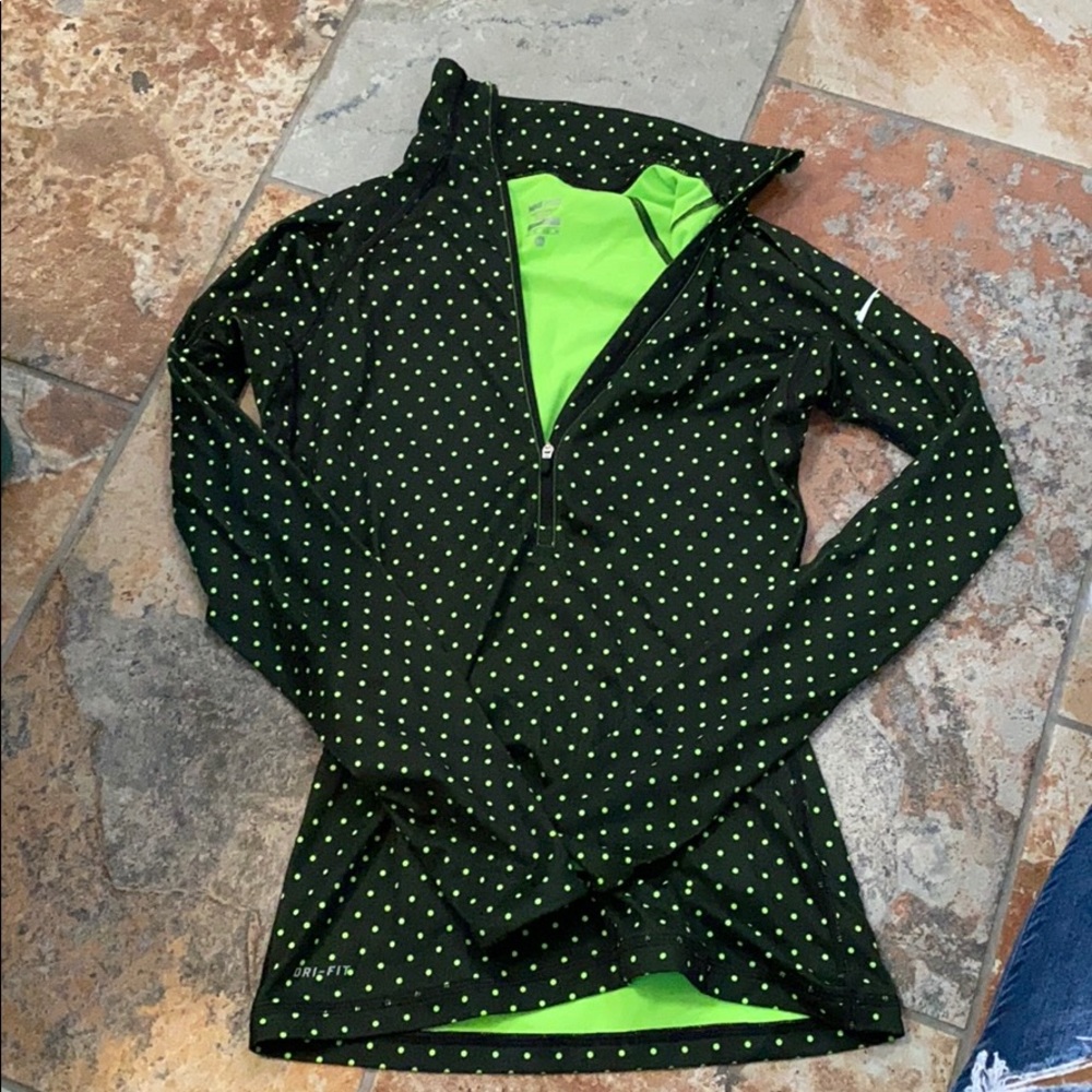 Nike pro half zip